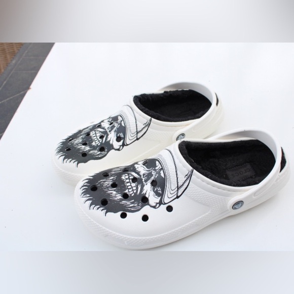 Crocs Luke Combs skull crocs - Picture 7 of 8